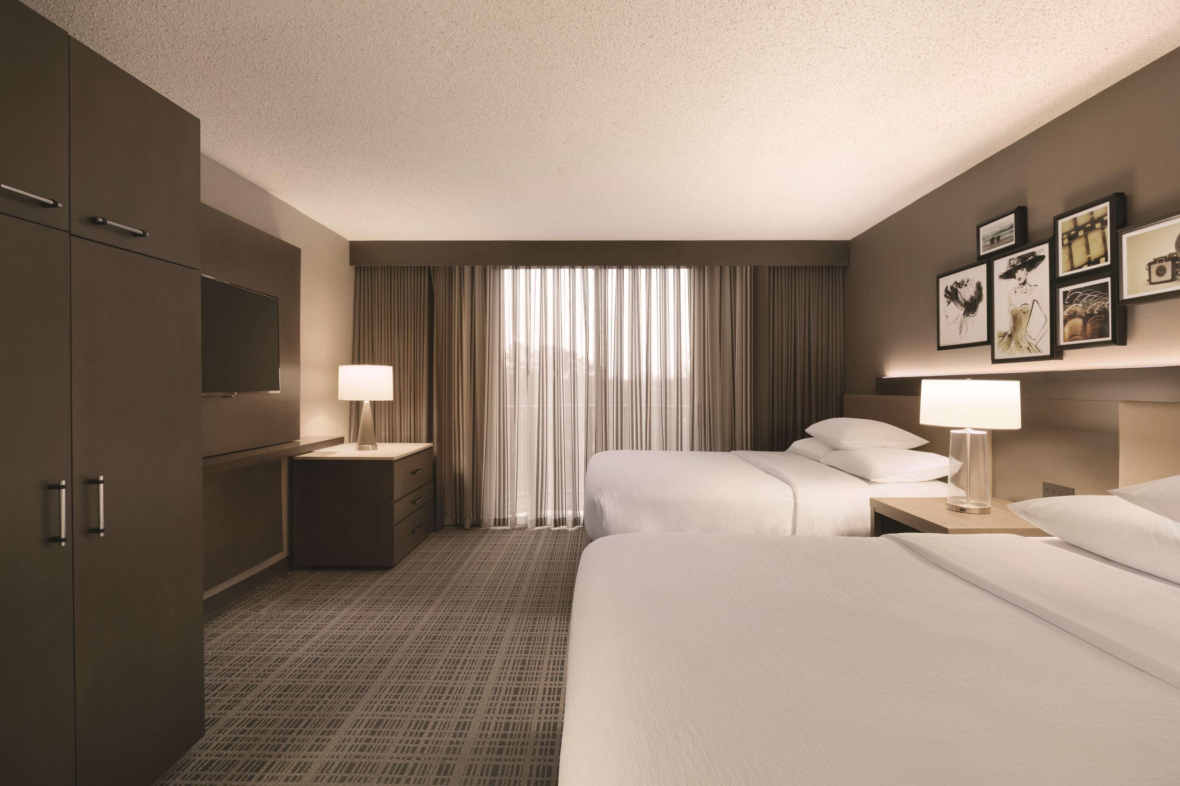 Hotel Embassy By Hilton Richmond 4*